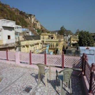 Stay In A Charming Haveli Heritage House, Bundi 5